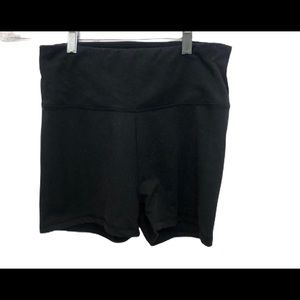 BALANCE COLLECTION WORKOUT SHORTS SIZE MED BLACK